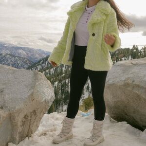 AVEC LES FILLES Green faux fur jacket size S